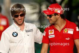 02.04.2009 Kuala Lumpur, Malaysia,  Nick Heidfeld (GER), BMW Sauber F1 Team, Felipe Massa (BRA), Scuderia Ferrari - Formula 1 World Championship, Rd 2, Malaysian Grand Prix, Thursday