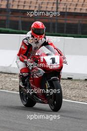 14.09.2009 Hockenheim, Germany,  Hockenheimring, Michael Schumacher (ex. F1 driver/ Ferrari/world champion) driving a superbike