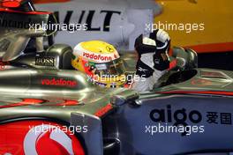 27.09.2009 Singapore, Singapore,  Lewis Hamilton (GBR), McLaren Mercedes - Formula 1 World Championship, Rd 14, Singapore Grand Prix, Sunday Podium