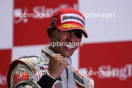 Lewis Hamilton (GBR), McLaren Mercedes  - Formula 1 World Championship, Rd 14, Singapore Grand Prix, Sunday Podium