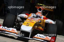 05.06.2009 Istanbul, Turkey,  Nelson Piquet Jr (BRA), Renault F1 Team - Formula 1 World Championship, Rd 7, Turkish Grand Prix, Friday Practice