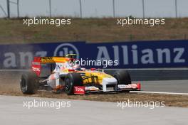 05.06.2009 Istanbul, Turkey,  Nelson Piquet Jr (BRA), Renault F1 Team of the track - Formula 1 World Championship, Rd 7, Turkish Grand Prix, Friday Practice