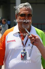 07.06.2009 Istanbul, Turkey,  Vijay Mallya (IND) Force India F1 Team Owner - Formula 1 World Championship, Rd 7, Turkish Grand Prix, Sunday Pre-Race Grid