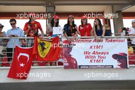 07.06.2009 Istanbul, Turkey,  FANS - Formula 1 World Championship, Rd 7, Turkish Grand Prix, Sunday Grid Girl