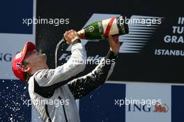 07.06.2009 Istanbul, Turkey,  1st place Jenson Button (GBR), Brawn GP - Formula 1 World Championship, Rd 7, Turkish Grand Prix, Sunday Podium