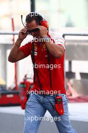 30.10.2009 Abu Dhabi, United Arab Emirates,  Michael Schumacher (GER), Test Driver, Scuderia Ferrari - Formula 1 World Championship, Rd 17, Abu Dhabi Grand Prix, Friday Practice