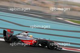 30.10.2009 Abu Dhabi, United Arab Emirates,  Lewis Hamilton (GBR), McLaren Mercedes  - Formula 1 World Championship, Rd 17, Abu Dhabi Grand Prix, Friday Practice