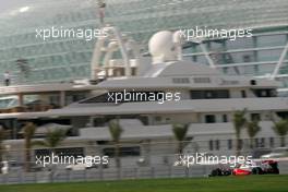 30.10.2009 Abu Dhabi, United Arab Emirates,  Lewis Hamilton (GBR), McLaren Mercedes  - Formula 1 World Championship, Rd 17, Abu Dhabi Grand Prix, Friday Practice