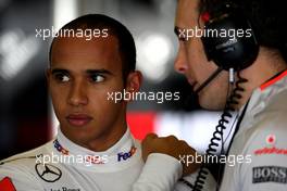 30.10.2009 Abu Dhabi, United Arab Emirates,  Lewis Hamilton (GBR), McLaren Mercedes - Formula 1 World Championship, Rd 17, Abu Dhabi Grand Prix, Friday