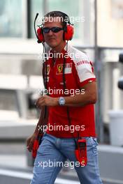 30.10.2009 Abu Dhabi, United Arab Emirates,  Michael Schumacher (GER), Test Driver, Scuderia Ferrari - Formula 1 World Championship, Rd 17, Abu Dhabi Grand Prix, Friday Practice