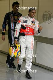 31.10.2009 Abu Dhabi, United Arab Emirates,  Lewis Hamilton (GBR), McLaren Mercedes  - Formula 1 World Championship, Rd 17, Abu Dhabi Grand Prix, Saturday Qualifying