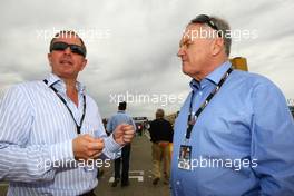 31.05.2009 Valencia, Spain, Martin Brundle (GBR) and Patrick Head (GBR), WilliamsF1 Team, Director of Engineering  - Formula Two, Spain, Rd. 1-2
