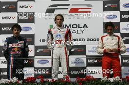 20.09.2009 Imola, Italy, Podium, Robert Wickens (CAN), Andy Soucek (ESP), Milos Pavlovic - Formula Two, Italy, Rd. 13-14