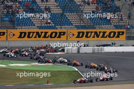 30.05.2009 Klettwitz, Germany,  Start: Valtteri Bottas (FIN), ART Grand Prix Dallara F308 Mercedes leads Jules Bianchi (FRA), ART Grand Prix Dallara F308 Mercedes - F3 Euro Series 2009 at Lausitzring, Germany