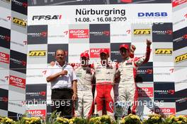 15.08.2009 Nürburg, Germany,  (far left) Team Boss Art Grand Prix;.(left) 2nd Valtteri Bottas (FIN), ART Grand Prix, Dallara F308 Mercedes; (right) 1st Jules Bianchi (FRA), ART Grand Prix, Dallara F308 Mercedes; (far right) 3rd, Esteban Gutierrez (MEX), ART Grand Prix, Dallara F308 Mercedes - F3 Euro Series 2009 at Nürburgring, Germany