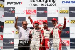 15.08.2009 Nürburg, Germany,  (far left) Team Boss Art Grand Prix;.(left) 2nd Valtteri Bottas (FIN), ART Grand Prix, Dallara F308 Mercedes; (right) 1st Jules Bianchi (FRA), ART Grand Prix, Dallara F308 Mercedes; (far right) 3rd, Esteban Gutierrez (MEX), ART Grand Prix, Dallara F308 Mercedes - F3 Euro Series 2009 at Nürburgring, Germany