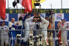 14.06.2009 Le Mans, France, LMPI podium: class an overall winners Marc Gene, Alexander Wurz and David Brabham - 24 Hour of Le Mans 2009, Podium