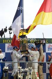 14.06.2009 Le Mans, France, LMP1 podium: class an overall winners Marc Gene, Alexander Wurz and David Brabham - 24 Hour of Le Mans 2009, Podium