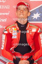 04.07.2009 Laguna Seca, USA, Casey Stoner (AUS), Ducati Team in his garage - MotoGP World Championship, Rd. 8, Red Bull U.S. Grand Prix, Mazda Raceway Laguna Seca
