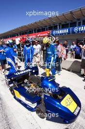 03.07.2009 Laguna Seca, USA, Valentino Rossi (ITA), Fiat Yamaha Team on an promotional event / go kart - MotoGP World Championship, Rd. 8, Red Bull U.S. Grand Prix, Mazda Raceway Laguna Seca