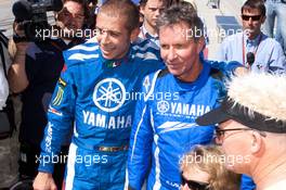 03.07.2009 Laguna Seca, USA, right side Eddie Lawson (USA) and Valentino Rossi (ITA), Fiat Yamaha Team on an promotional event / go kart - MotoGP World Championship, Rd. 8, Red Bull U.S. Grand Prix, Mazda Raceway Laguna Seca
