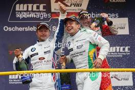 06.09.2009 Oschersleben, Germany, Augusto Farfus (BRA), BMW Team Germany, BMW 320si and Andy Priaulx (GBR), BMW Team UK, BMW 320si on the podium - WTCC, Germany, Oschersleben, Rd. 17-18