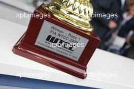 06.09.2009 Oschersleben, Germany, Trophy of Andy Priaulx (GBR), BMW Team UK, BMW 320si - WTCC, Germany, Oschersleben, Rd. 17-18