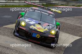 13-16.05.2010 Nurburgring, Germany,  #8 Haribo Team Manthey GT3 Porsche GT3 R: Lance David Arnold, Christian Menzel, Richard Westbrook, Alexandros Margaritis - Nurburgring 24 Hours 2010