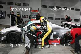 26.-29.08.2010 Nuerburgring; Germany, ADAC GT Masters, Round 6, Jens Klingmann (GER) Frank Kechele (GER) Abt Sportsline Audi R8 LMS	, Pitstopp