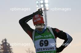 04.12.2010, Oestersund, Sweden (SWE): Simon Schempp (GER), Fischer, Rottefella, Alpina, Leki, adidas  - IBU world cup biathlon, sprint men, Oestersund (SWE). www.xpb.cc. © Manzoni/xpb.cc. Every downloaded picture is fee-liable.