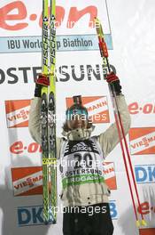 03.12.2010, Oestersund, Sweden (SWE): Kaisa Maekaeraeinen (FIN), Fischer, Rottefella, Leki, Odlo - IBU world cup biathlon, sprint women, Oestersund (SWE). www.xpb.cc. © Manzoni/xpb.cc. Every downloaded picture is fee-liable.