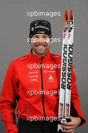 30.11.2010, Oestersund, Sweden (SWE): Matthias Simmen (SUI), Rossignol, Rottefella, Exel, ODLO - IBU world cup biathlon, training, Oestersund (SWE). www.xpb.cc. © Manzoni/xpb.cc/NordicFocus. Every downloaded picture is fee-liable.