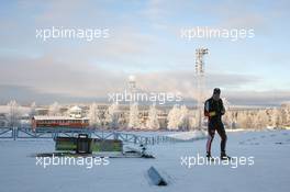 29.11.2010, Oestersund, Sweden (SWE): Biathlon Feature: Andreas Emslaender (GER), Boyfriend of Kati Wilhelm (GER) and service technician Team USA  - IBU world cup biathlon, training, Oestersund (SWE). www.xpb.cc. © Manzoni/xpb.cc/NordicFocus. Every downloaded picture is fee-liable.