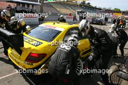 23.04.2010 Hockenheim, Germany,  Pitstop practice of David Coulthard (GBR), Mücke Motorsport, AMG Mercedes C-Klasse - DTM 2010 at Hockenheimring, Hockenheim, Germany