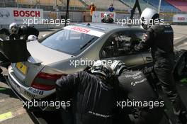 23.04.2010 Hockenheim, Germany,  Pitstop practice of Bruno Spengler (CAN), Team HWA AMG Mercedes, AMG Mercedes C-Klasse - DTM 2010 at Hockenheimring, Hockenheim, Germany