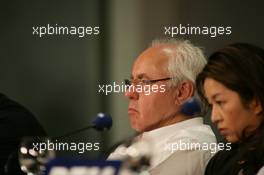 05.06.2010 Klettwitz, Germany,  Hans Werner Aufrecht, Primarx Chairman, ITR and Maggie Ip, Managing Director, Brilliant Culture Group - DTM 2010 at Lausitzring / Eurospeedway Lausitz, Germany