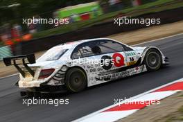 04.09.2010 Brands Hatch, England,  Maro Engel (GER), Mücke Motorsport, AMG Mercedes C-Klasse - DTM 2010 at Brands Hatch, Great Britain