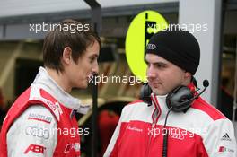 31.10.2010 Adria, Italy,  Oliver Jarvis (GBR), Audi Sport Team Abt, Audi A4 DTM with a mechanic from the Team - DTM 2010 at Hockenheimring