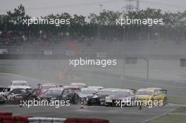 31.10.2010 Adria, Italy,  Martin Tomczyk (GER), Audi Sport Team Abt, Audi A4 DTM and David Coulthard (GBR), Muecke Motorsport, AMG Mercedes C-Klasse - DTM 2010 at Hockenheimring