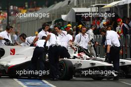 26.03.2010 Melbourne, Australia,  Pedro de la Rosa (ESP), BMW Sauber F1 Team and Kamui Kobayashi (JAP), BMW Sauber F1 Team - Formula 1 World Championship, Rd 2, Australian Grand Prix, Friday