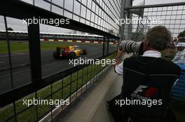 26.03.2010 Melbourne, Australia,  Robert Kubica (POL), Renault F1 Team - Formula 1 World Championship, Rd 2, Australian Grand Prix, Friday Practice
