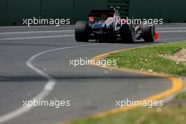 26.03.2010 Melbourne, Australia,  Lucas di Grassi (BRA), Virgin Racing  - Formula 1 World Championship, Rd 2, Australian Grand Prix, Friday Practice