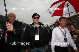 28.03.2010 Melbourne, Australia,  John Travolta (USA), Actor - Formula 1 World Championship, Rd 2, Australian Grand Prix, Sunday Pre-Race Grid