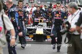 28.03.2010 Melbourne, Australia,  Sebastian Vettel (GER), Red Bull Racing - Formula 1 World Championship, Rd 2, Australian Grand Prix, Sunday Pre-Race Grid
