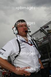 28.03.2010 Melbourne, Australia,  Ross Brawn (GBR) Team Principal, Mercedes GP Petronas - Formula 1 World Championship, Rd 2, Australian Grand Prix, Sunday Pre-Race Grid
