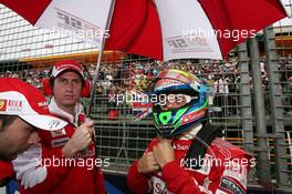 28.03.2010 Melbourne, Australia,  Felipe Massa (BRA), Scuderia Ferrari - Formula 1 World Championship, Rd 2, Australian Grand Prix, Sunday Pre-Race Grid