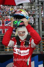 28.03.2010 Melbourne, Australia,  Felipe Massa (BRA), Scuderia Ferrari - Formula 1 World Championship, Rd 2, Australian Grand Prix, Sunday Pre-Race Grid