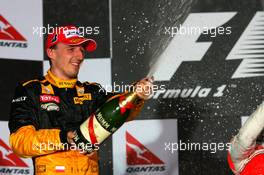 28.03.2010 Melbourne, Australia,  2nd place Robert Kubica (POL), Renault F1 Team - Formula 1 World Championship, Rd 2, Australian Grand Prix, Sunday Podium