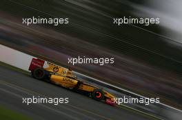 28.03.2010 Melbourne, Australia,  Robert Kubica (POL), Renault F1 Team, R30 - Formula 1 World Championship, Rd 2, Australian Grand Prix, Sunday Race