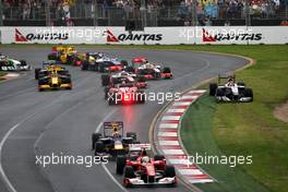 28.03.2010 Melbourne, Australia,  Race start Felipe Massa (BRA), Scuderia Ferrari, Mark Webber (AUS), Red Bull Racing - Formula 1 World Championship, Rd 2, Australian Grand Prix, Sunday Race